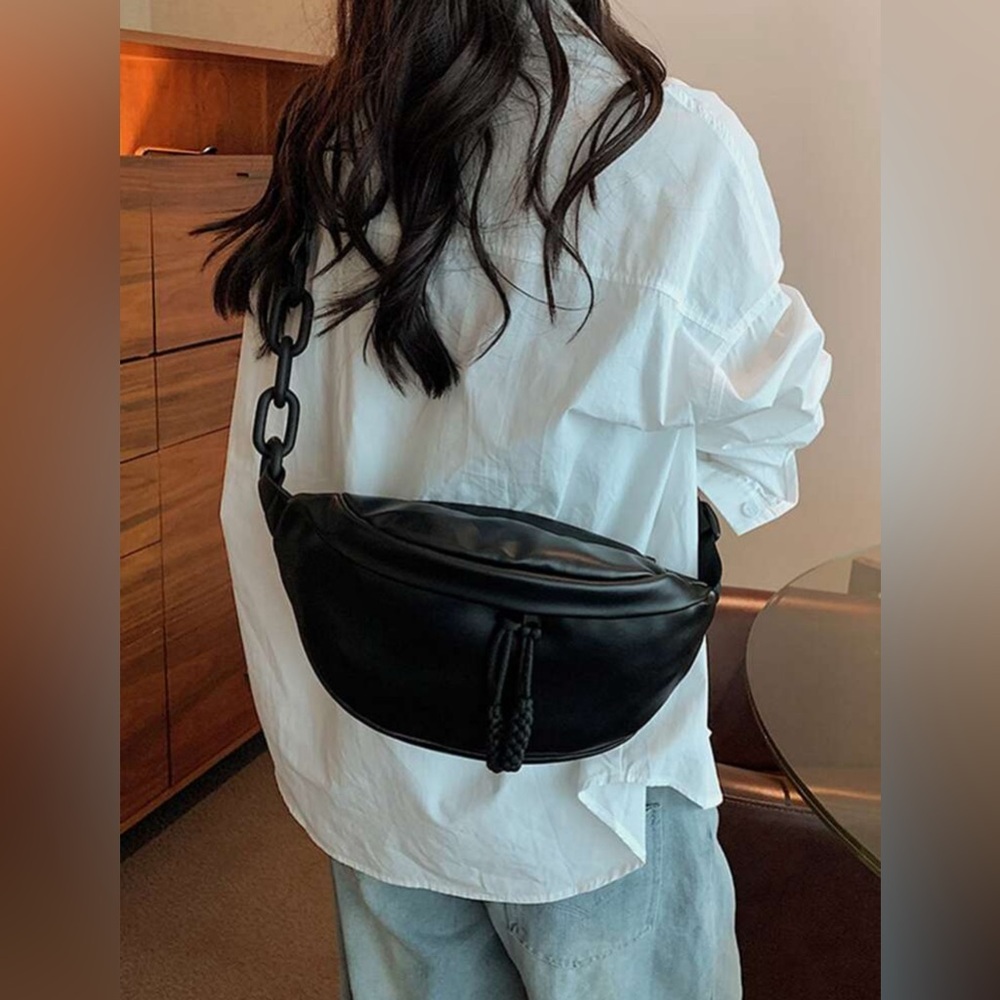 New Crossbody Bag, Fanny Pack - Picture 4 of 7